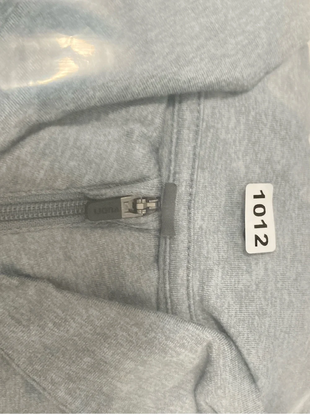 Vuori Women’s Halo Essential Half Zip Mock Neck M Dreamknick  Heather GrayVW284 - Picture 16 of 16